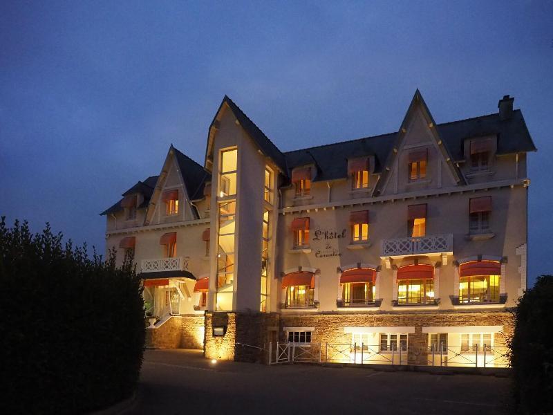 Logis Hotel De Carantec Exteriör bild