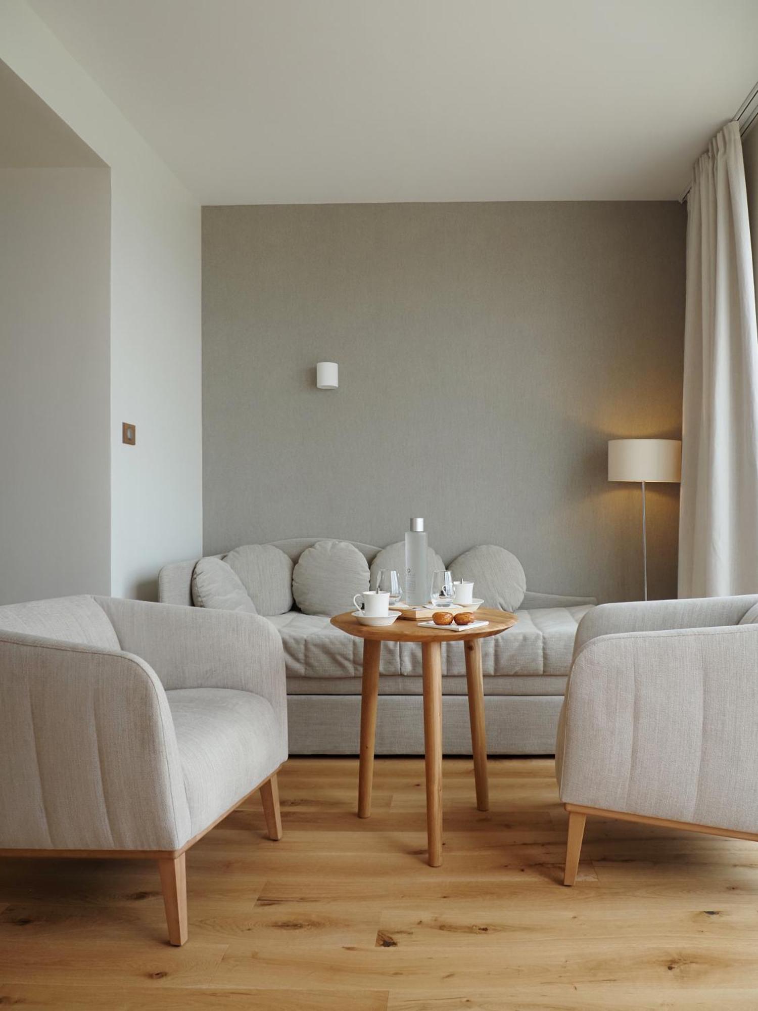 Logis Hotel De Carantec Exteriör bild